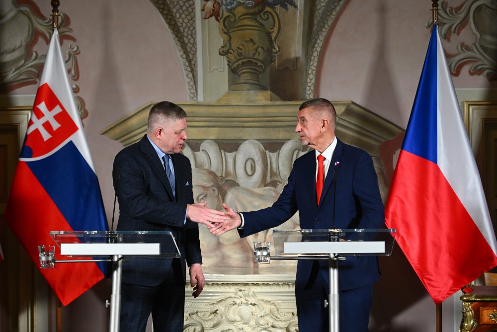 Spoločné zasadnutie vlád ČR a SR na zámku Nová Horka  