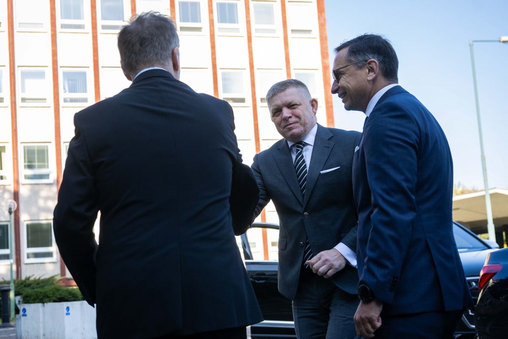 Premiér Robert Fico na návšteve v spoločnosti Slovnaft