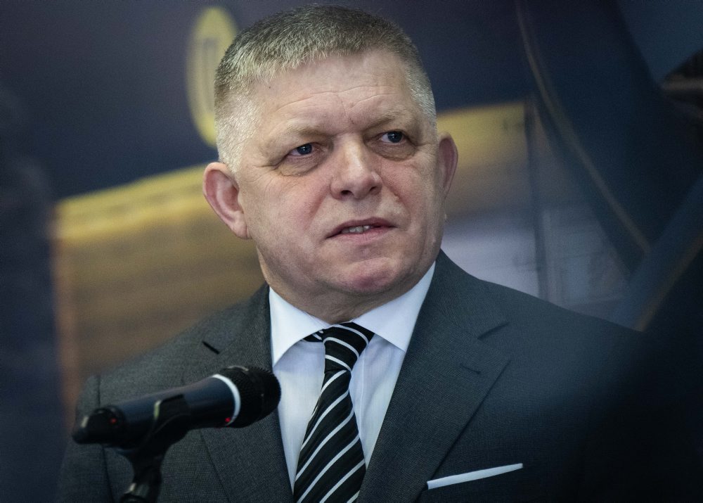 Premiér Robert Fico na návšteve v spoločnosti Slovnaft