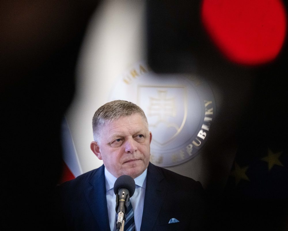 Premiér po 136. schôdze vlády SR: Stav ropnej núdze trvá, naftu však možno exportovať  