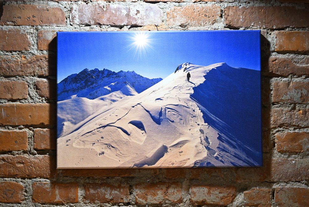 V Tatranskej galérii vystavuje fotografie Tatier dlhoročný redaktor TASR Milan Kapusta 