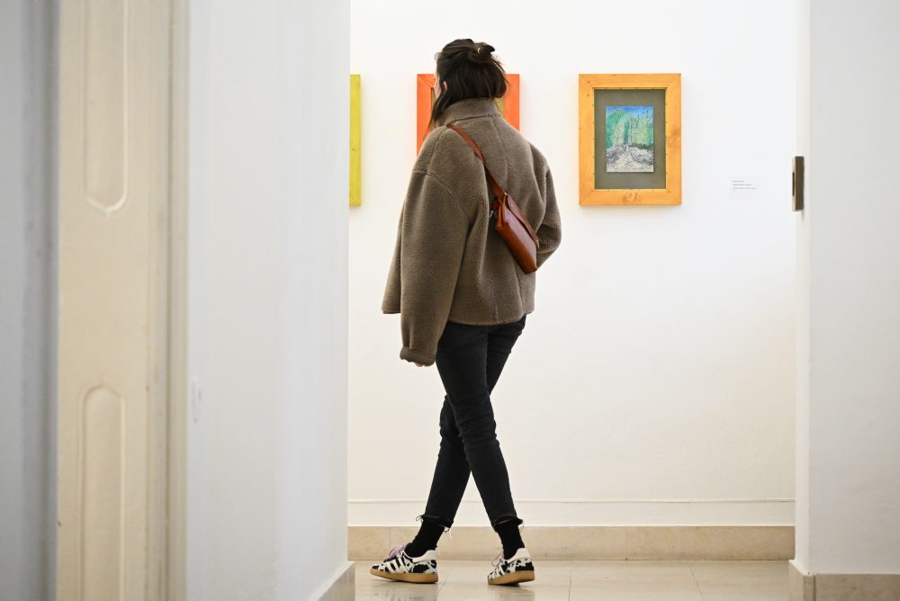 SENICA: Výstava maliara Jakuba Milčáka Na tejto strane neba