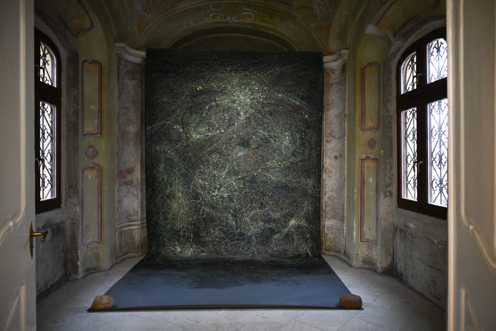 SENICA: Výstava maliara Jakuba Milčáka Na tejto strane neba