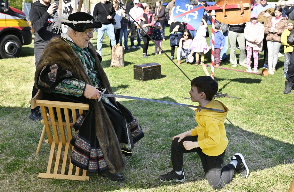 Samove hry v bratislavskej Devínskej Novej Vsi