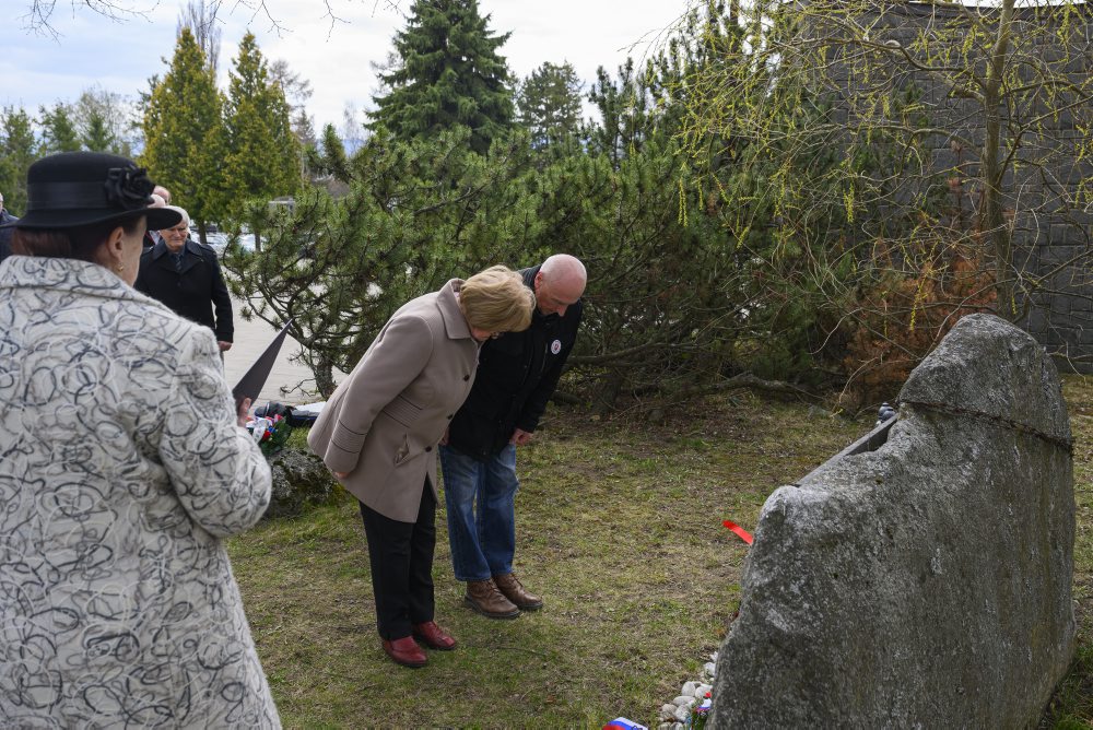 Barbarská noc - pietna spomienka na cintoríne v Poprade-Veľkej