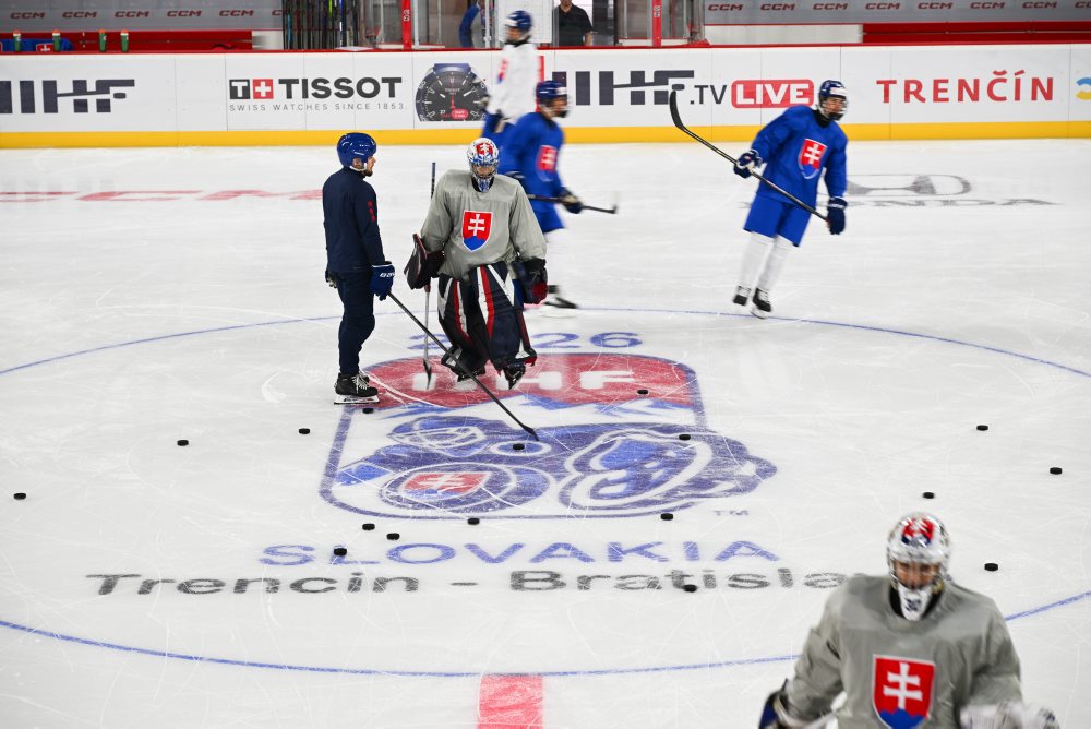 Tréning hokejistov reprezentácie SR do 18 v Trenčíne