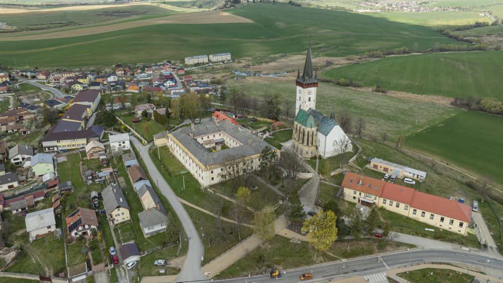 Pohľady na Spišský Štvrtok z dronu