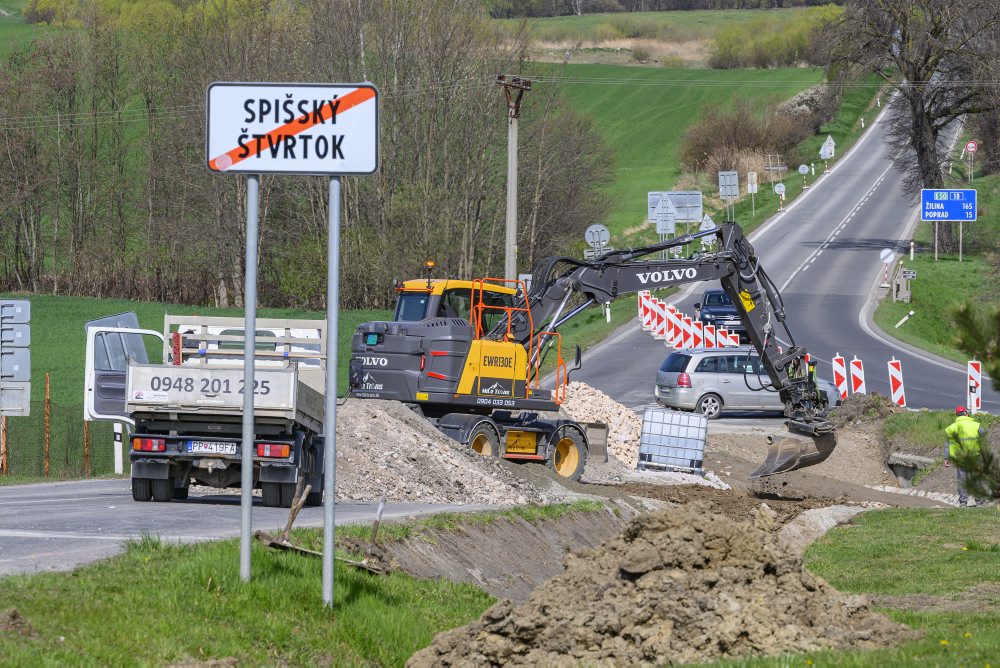 Výstavba okružnej križovatky a priľahlých komunikácií v obci Spišský Štvrtok