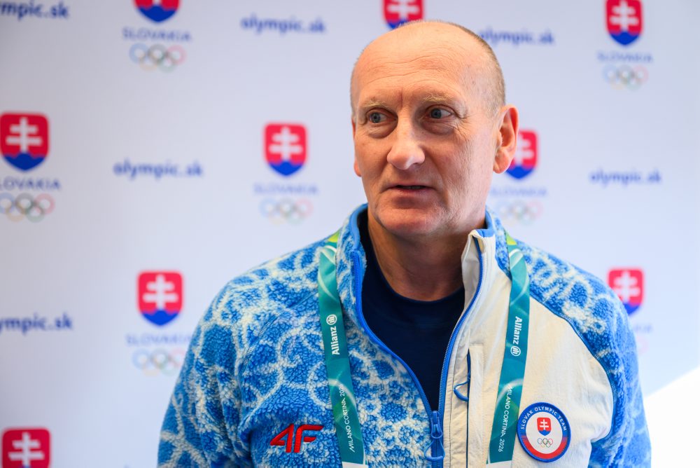 Olympijská dedina v Miláne žila vo štvrtok pochodňou