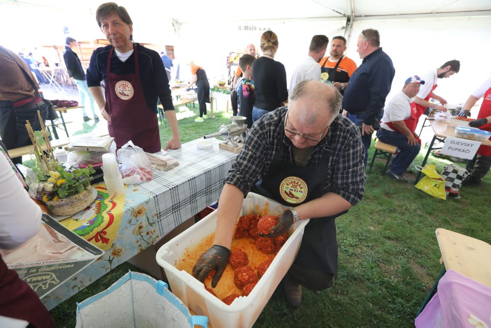 Klobása fest v obci Buzitka v okrese Lučenec  