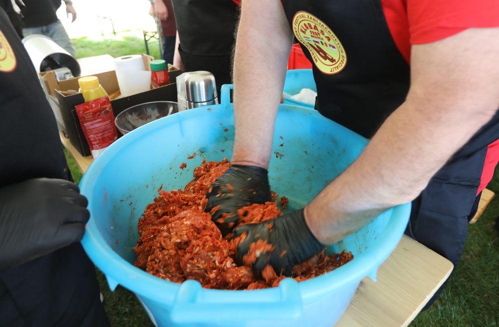 Klobása fest v obci Buzitka v okrese Lučenec  