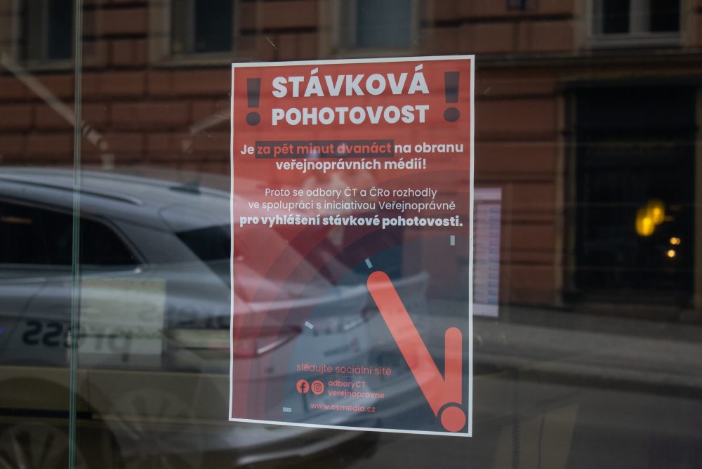 Zhromaždenie Ruky preč od médií!