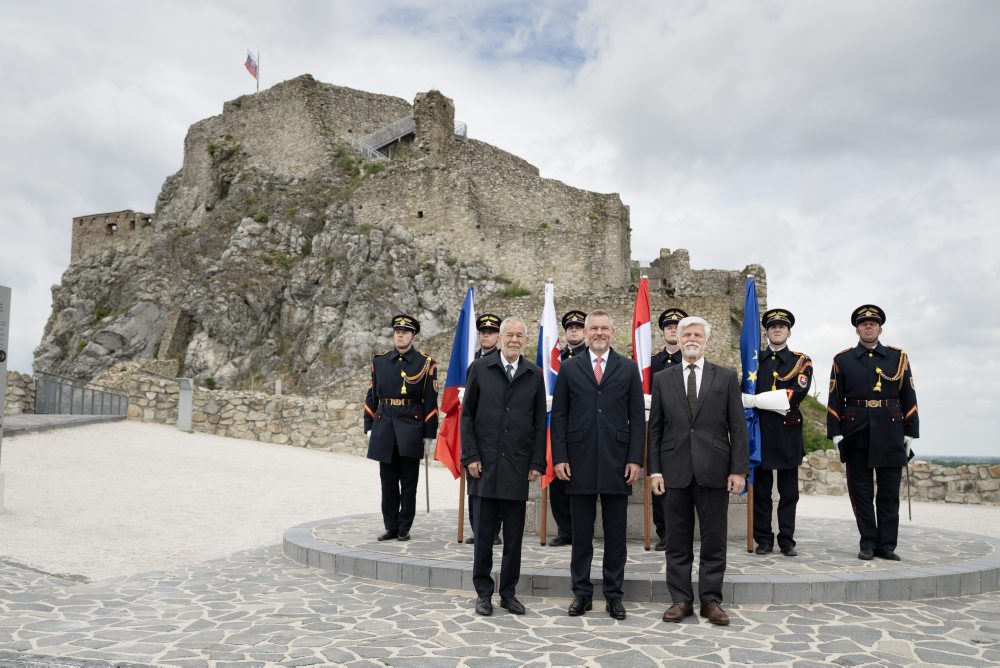 Stretnutie prezidentov krajín Slavkovského formátu v Bratislave  