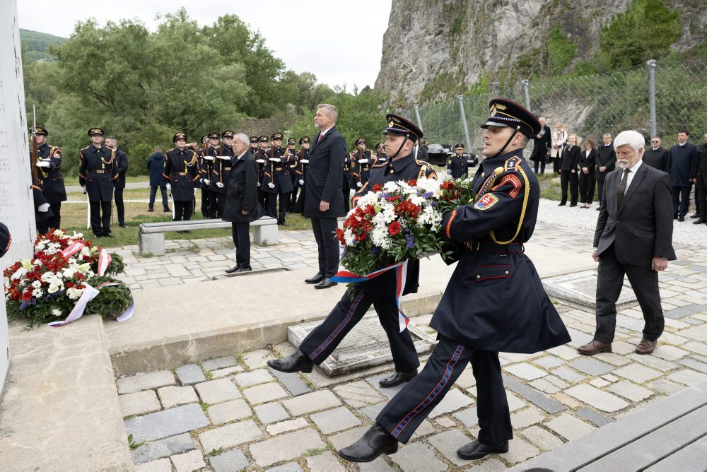 Stretnutie prezidentov krajín Slavkovského formátu v Bratislave  
