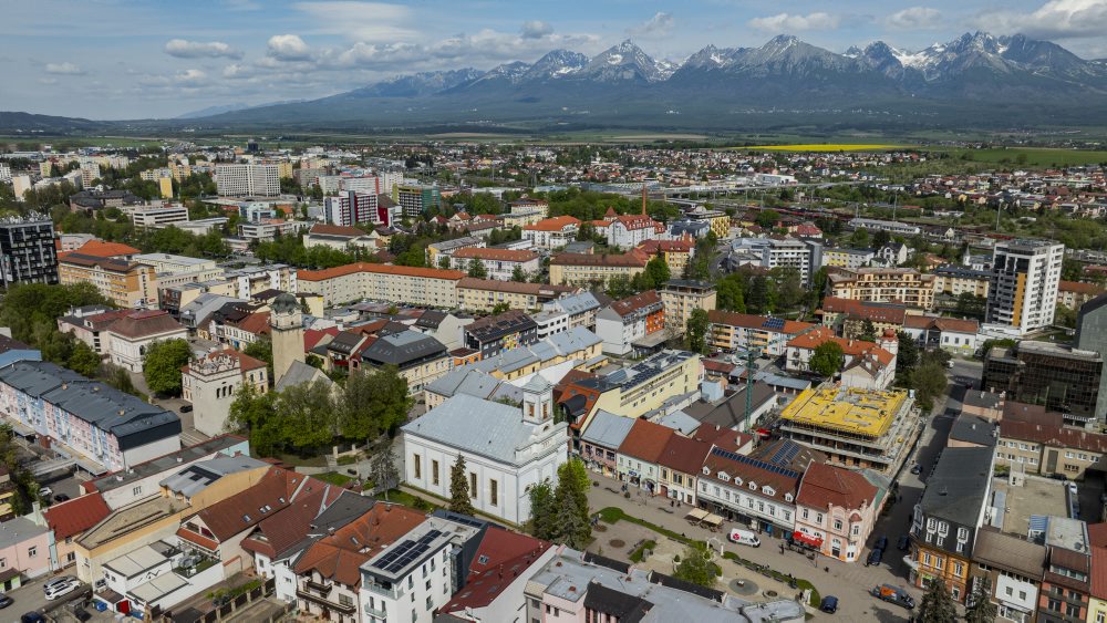 Poprad: Rekonštrukcia námestia sa začína, práce potrvajú deväť mesiacov