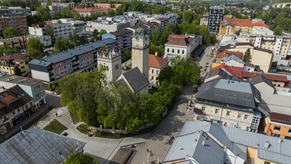 Poprad: Rekonštrukcia námestia sa začína, práce potrvajú deväť mesiacov