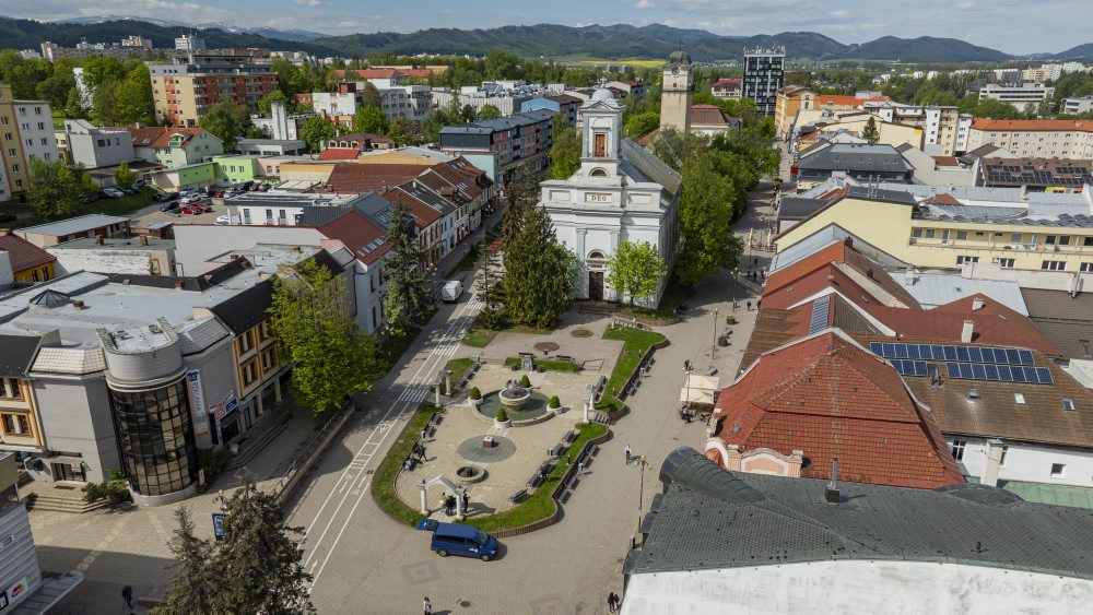 Poprad: Rekonštrukcia námestia sa začína, práce potrvajú deväť mesiacov
