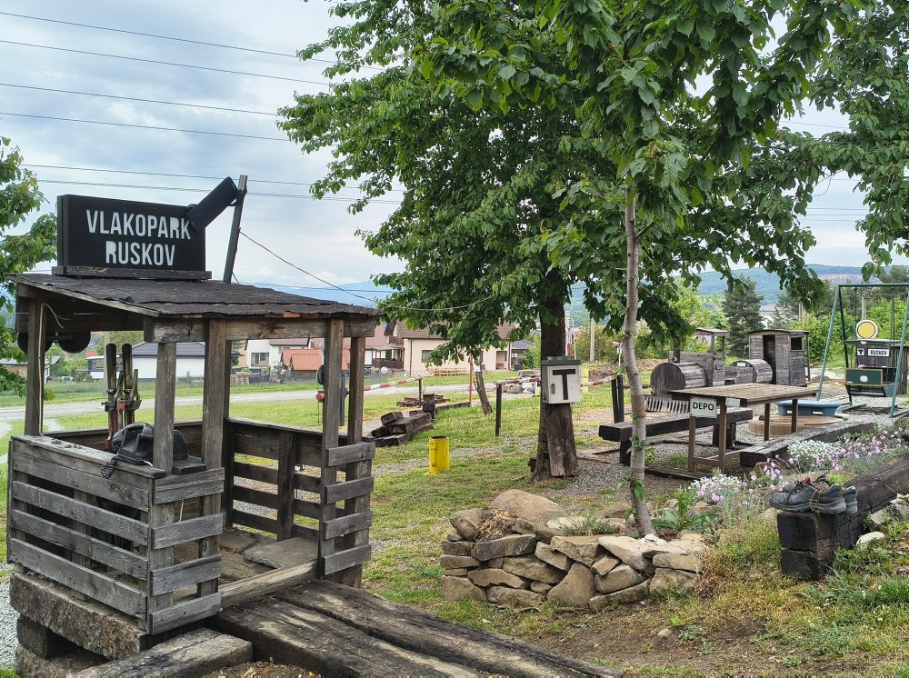 Dobrovoľníci26: Budovaný Vlakopark Ruskov je vyhliadkou, relaxom i múzeom