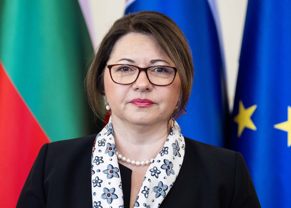 Odovzdanie poverovacích listín od mimoriadnej a splnomocnenej  veľvyslankyne  Bulharskej republiky na Slovensku Snezhany Yovevy Dimitrovej