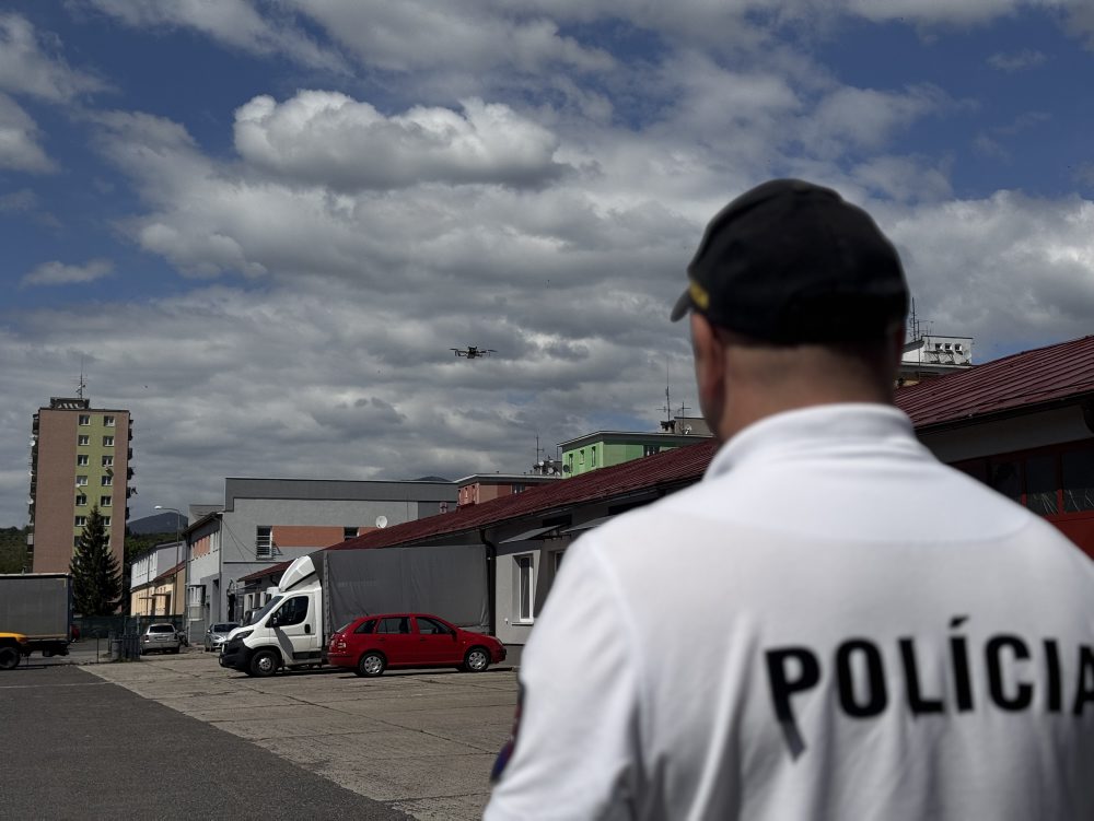Polícia využíva drony pri dokumentovaní nehôd aj monitorovaní premávky