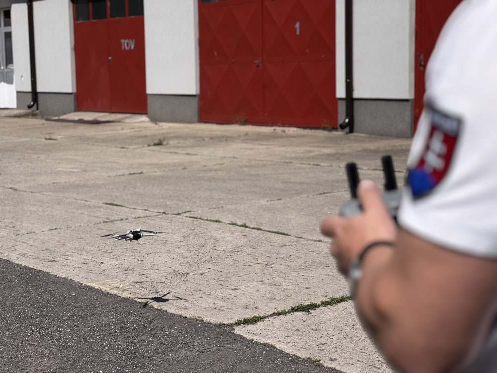 Polícia využíva drony pri dokumentovaní nehôd aj monitorovaní premávky