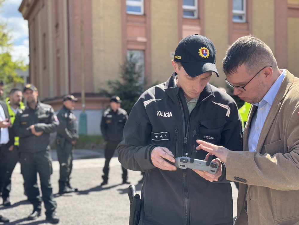 Polícia využíva drony pri dokumentovaní nehôd aj monitorovaní premávky