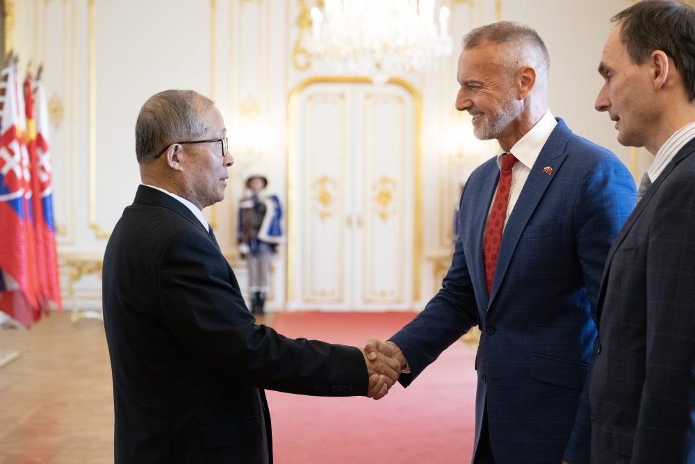 Richard Raši prijal na Bratislavskom hrade podpredsedu Národného ľudového zhromaždenia Čínskej ľudovej republiky Li Hongzhonga 
