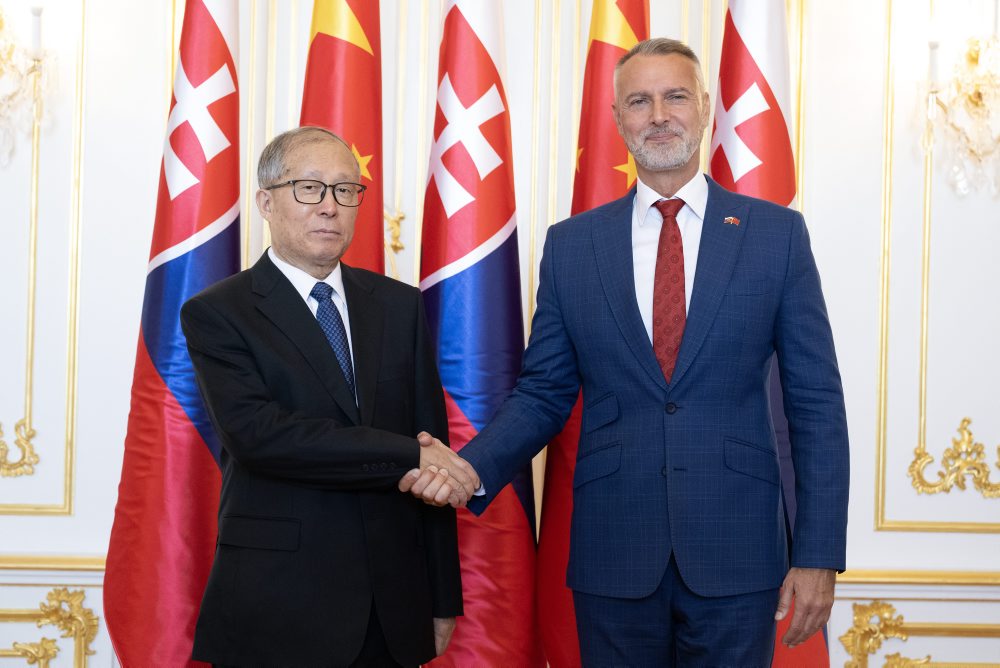 Richard Raši prijal na Bratislavskom hrade podpredsedu Národného ľudového zhromaždenia Čínskej ľudovej republiky Li Hongzhonga 