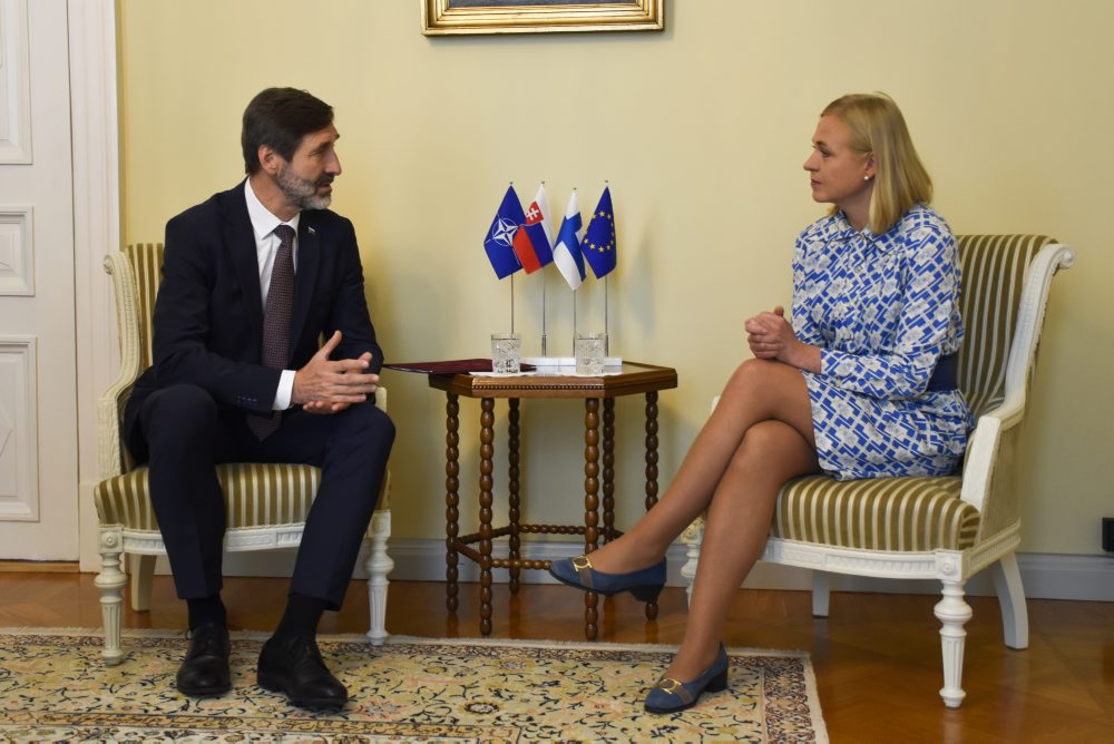 Juraj Blanár odcestoval na pracovnú cestu do Fínska, stretol sa so šéfkou diplomacie Valtonenovou
