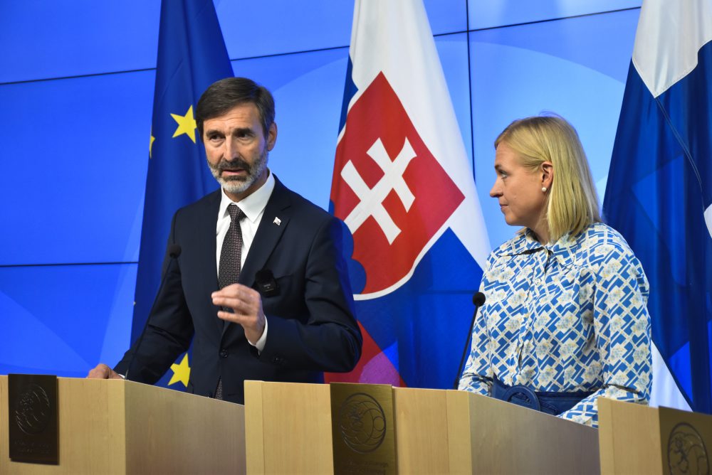 Juraj Blanár odcestoval na pracovnú cestu do Fínska, stretol sa so šéfkou diplomacie Valtonenovou