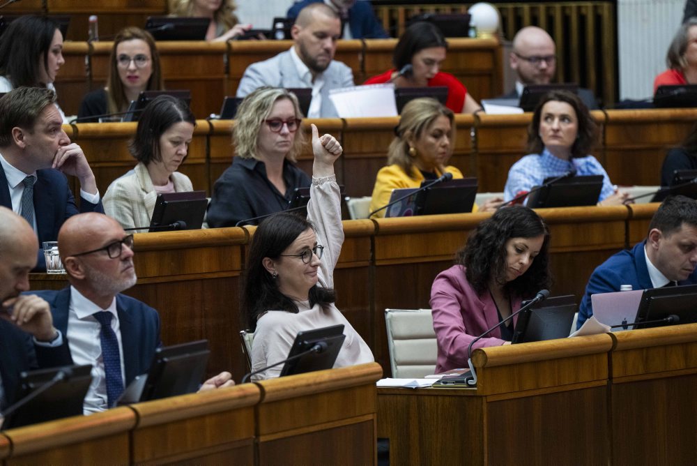 52. schôdza Národnej rady SR