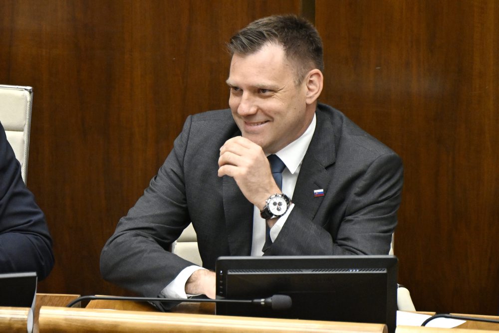 NRSR: Poslanci neboli uznášaniaschopní pri pokuse začať odvolávanie ministra životného prostredia SR Tomáša Tarabu
