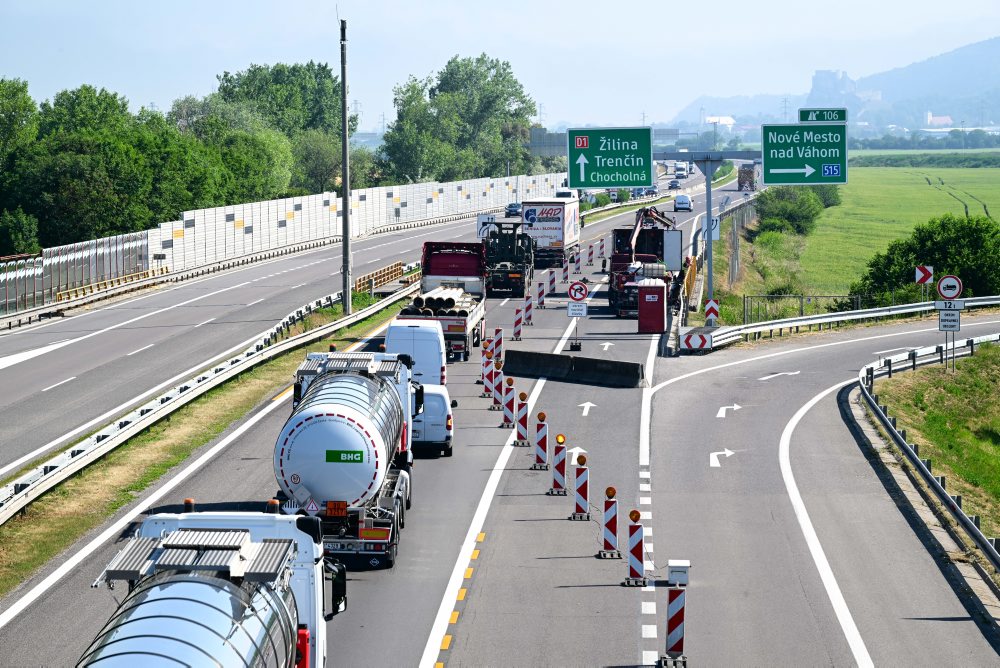 DOPRAVA: Dopravné obmedzenie na diaľnici D1 pri križovatke Nové Mesto nad Váhom 