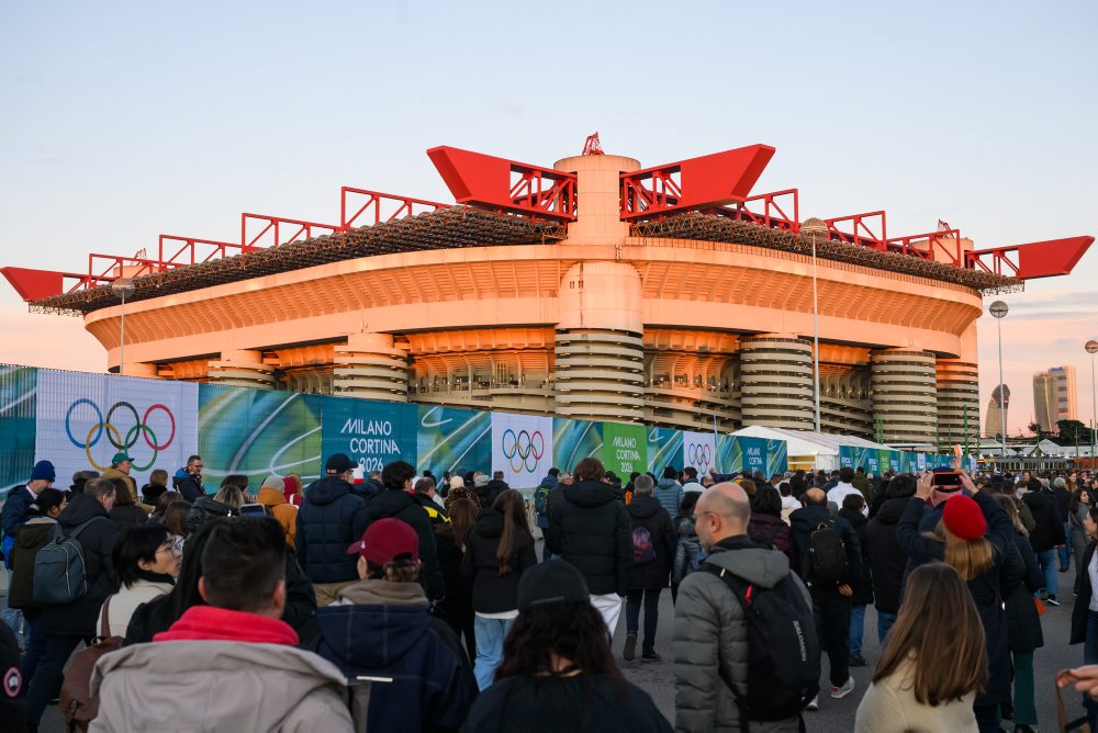 Štadión San Siro v Miláne pred otváracím ceremoniálom XXV. zimných olympijských hier Miláno-Cortina 2026