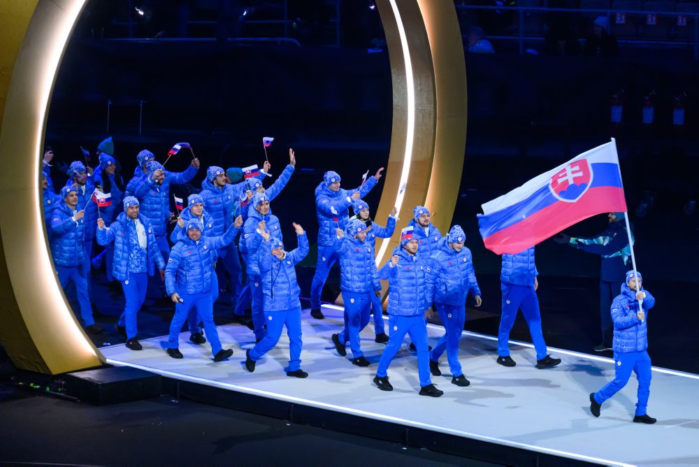 Atmosféra otváracieho ceremoniálu XXV. zimných olympijských hier Miláno-Cortina 2026 na štadióne San Siro v Miláne 