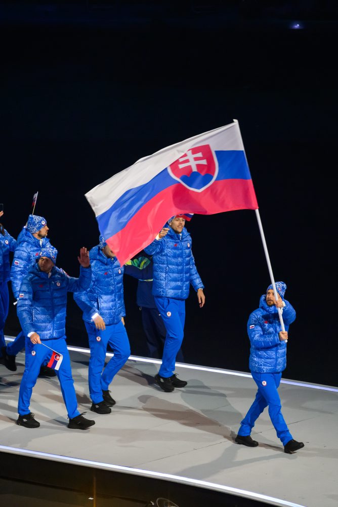 Atmosféra otváracieho ceremoniálu XXV. zimných olympijských hier Miláno-Cortina 2026 na štadióne San Siro v Miláne 
