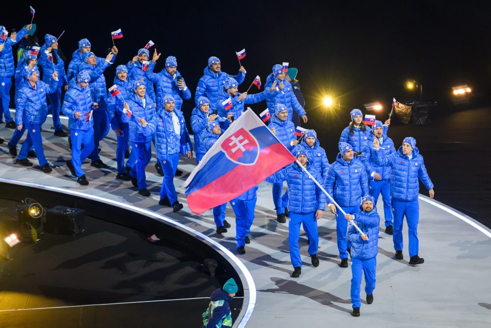 Atmosféra otváracieho ceremoniálu XXV. zimných olympijských hier Miláno-Cortina 2026 na štadióne San Siro v Miláne 