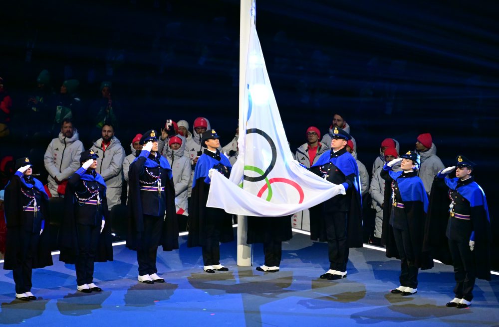 Atmosféra otváracieho ceremoniálu XXV. zimných olympijských hier Miláno-Cortina 2026 na štadióne San Siro v Miláne 