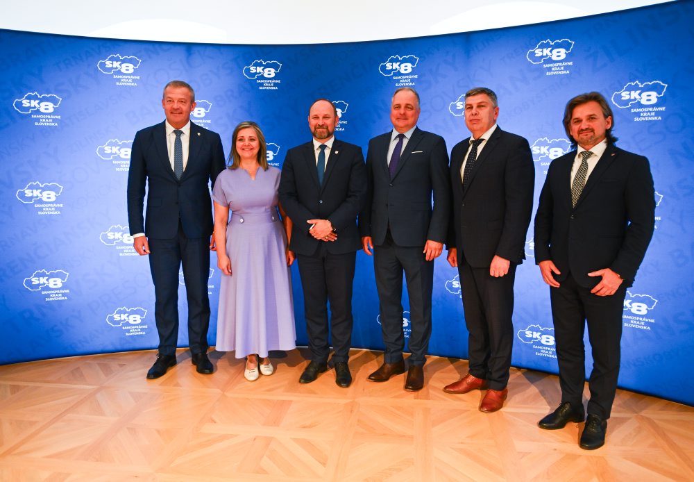 Tlačová konferencia Zhromaždenia združenia Samosprávne kraje Slovenska (SK8)
