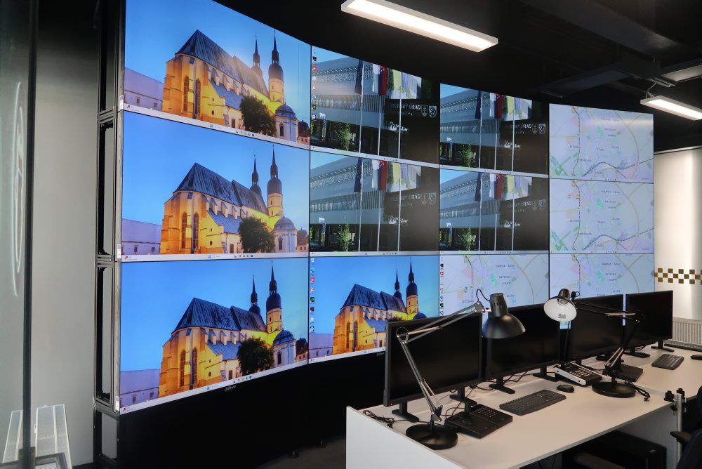 V Trnave slávnostne otvorili nové priestory klientskeho centra mestskej polície