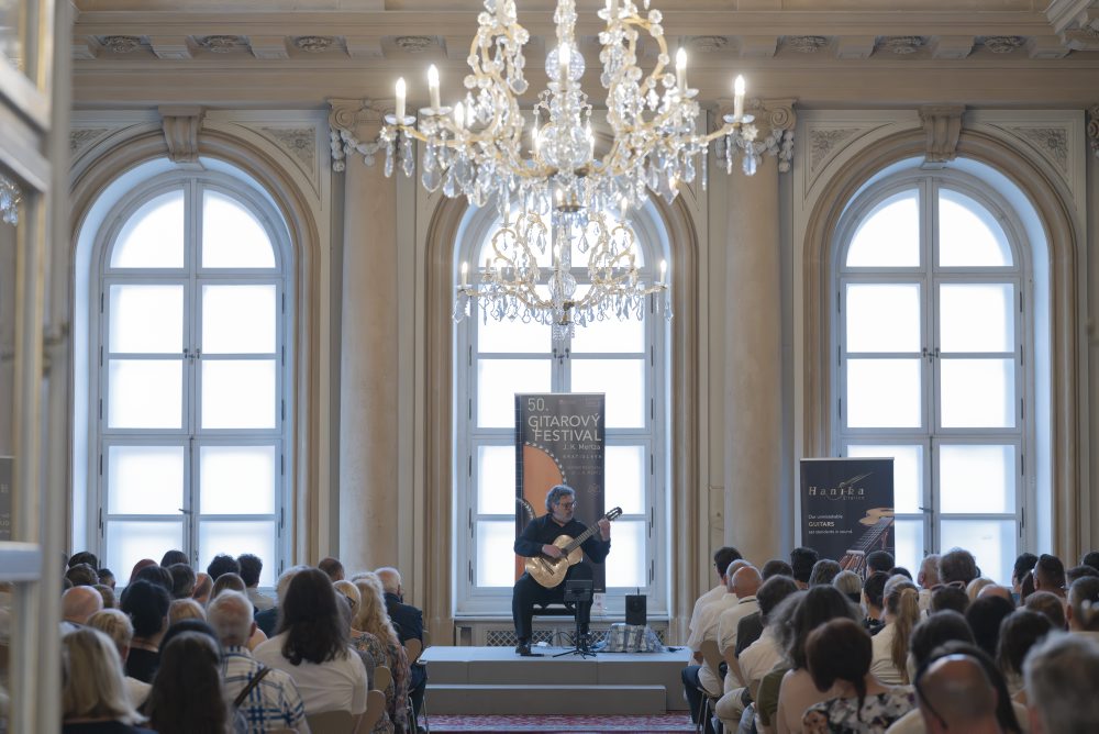 Aniello Desiderio otvoril jubilejný 50. ročník Gitarového festivalu J. K. Mertza