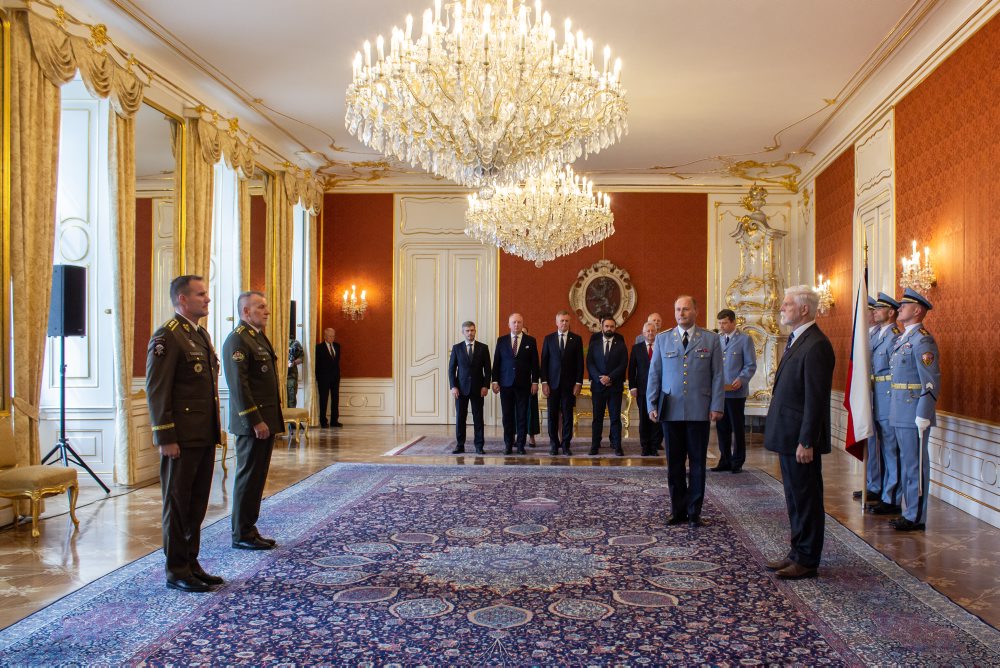 Šéfom českej armády sa stal generál, ktorého vo funkcii nechcel minister obrany
