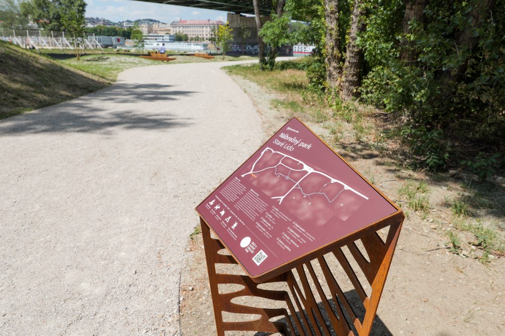 Na petržalskej strane Dunaja otvorili Nábrežný park Staré Lido