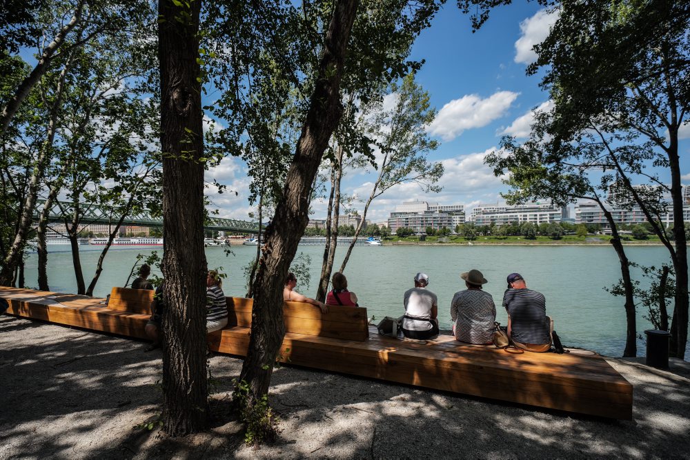 Na petržalskej strane Dunaja otvorili Nábrežný park Staré Lido