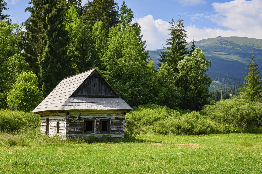 Chamkova stodola neďaleko obce Šumiac v okrese Brezno