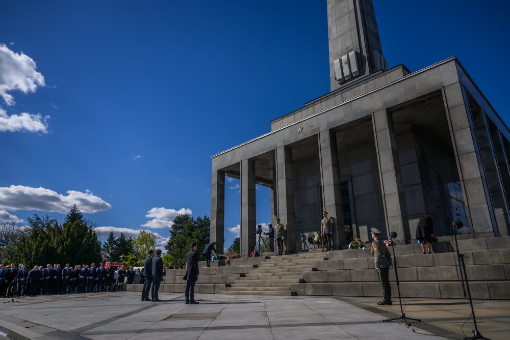 Pietny akt kladenia vencov pri príležitosti 81. výročia oslobodenia hlavného mesta SR Bratislavy