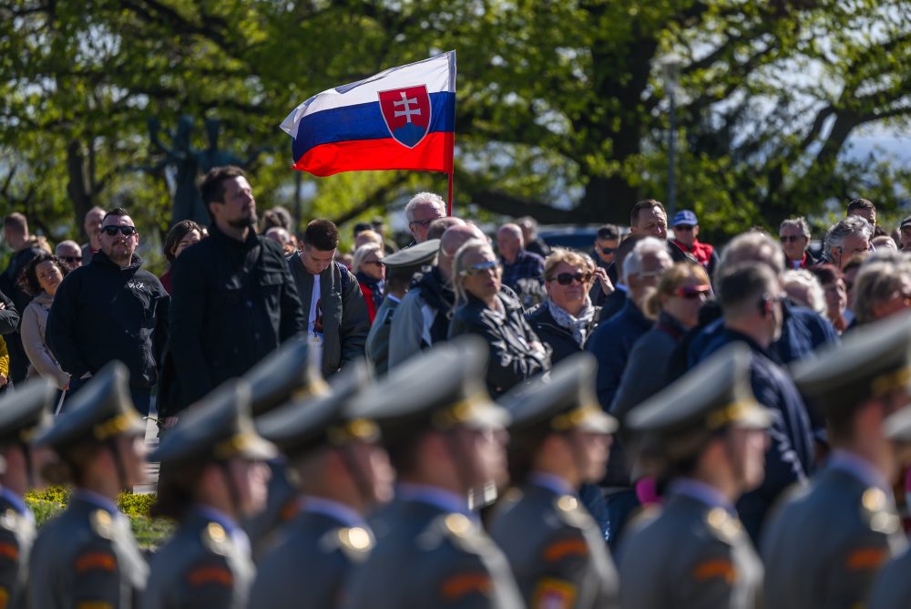 Pietny akt kladenia vencov pri príležitosti 81. výročia oslobodenia hlavného mesta SR Bratislavy