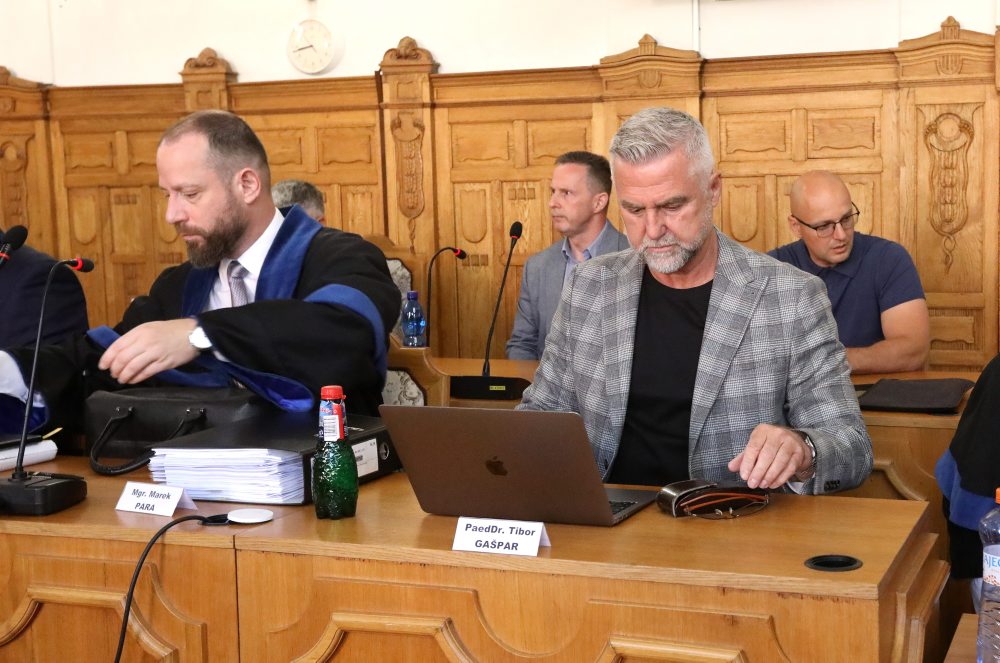 Hlavné pojednávanie v kauze Očistec na ŠTS v Banskej Bystrici  