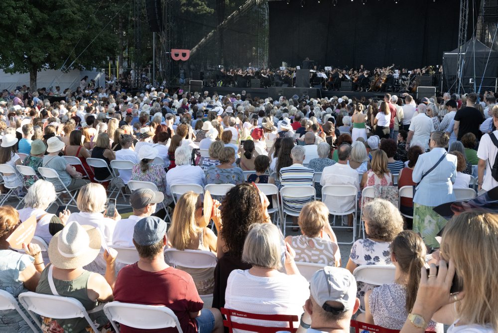 Koncert Slovenskej filharmónie pod holým nebom