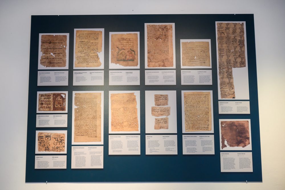 V Bratislave otvorili výstavu Zlatý vek Židov v Al-Andaluse